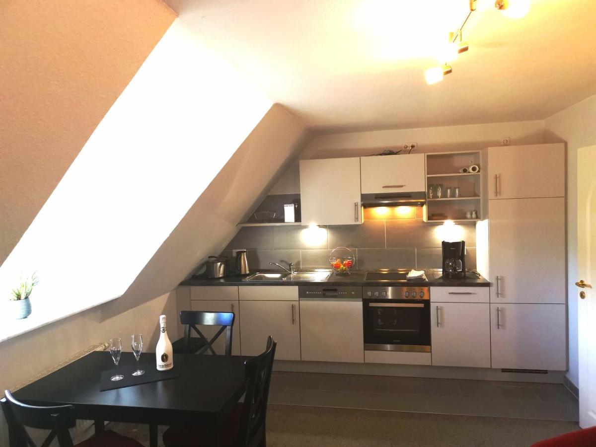 Idyllisches Reethaus Toenning Appartement Buitenkant foto